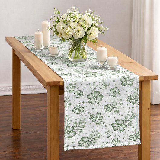  Green Clover Pattern  Medium Tafelloper