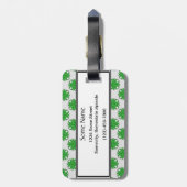 Green Clover Ribbon Sjabloon door Kenneth Yoncich Bagagelabel (Achterkant verticaal)