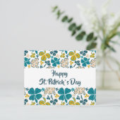 Green Clover Shamrock Pattern St. Patrick's Day Briefkaart (Staand voorkant)