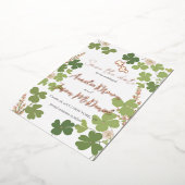 Green Clover Spring Wildflowers Wedding Red de wer Folie Uitnodiging (Gedraaid)