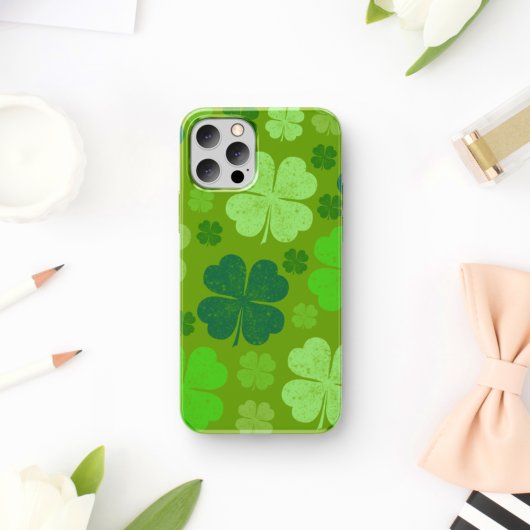 Green Clovers, Lucky Clovers, Saint Patrick's Day Case-Mate iPhone Case