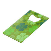 Green Clovers, Lucky Clovers, Saint Patrick's Day Creditkaart Flessenopener (Voorkant Gekanteld)