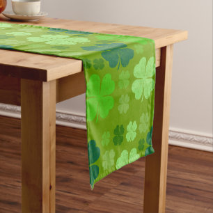 Green Clovers, Lucky Clovers, Saint Patrick's Day Medium Tafelloper