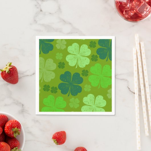 Green Clovers, Lucky Clovers, Saint Patrick's Day Servet (Insitu)