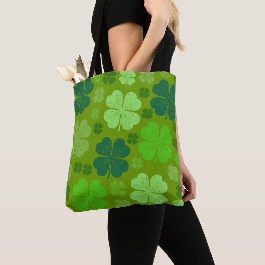 Green Clovers, Lucky Clovers, Saint Patrick's Day Tote Bag (Dichtbij)