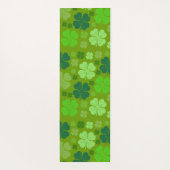 Green Clovers, Lucky Clovers, Saint Patrick's Day Yogamat (Achterkant)