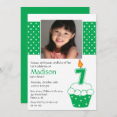 Green Cupcake Foto 7th Birthday Invitation Kaart (Voorkant / Achterkant)
