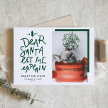 Green Dear Santa Laat me de foto van Baby uitlegge Feestdagen Kaart<br><div class="desc">Lieve kerstman, laat het me uitleggen. Stuur vakantiebezoekers met deze leuke en feestelijke fotokaart. Het bevat een met de hand geschreven offerte en een eenvoudige typografie. Personaliseer door een groet, namen, foto en andere details toe te voegen. Deze feestelijke fotokaart is ideaal voor baby-vakantiekaarten en betaalkaarten voor honden. Beschikbaar als...</div>