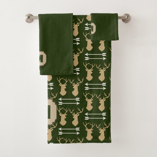 Green Deer Pijl Patroon Monogram Bad Handdoek (Insitu)