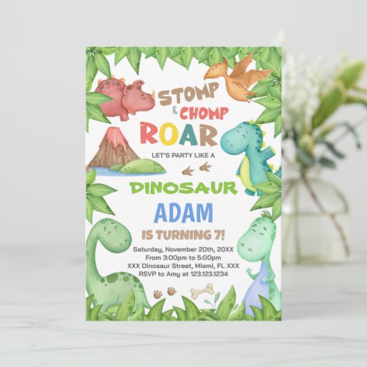 Green Dinosaur Birthday Uitnodiging (Staand voorkant)