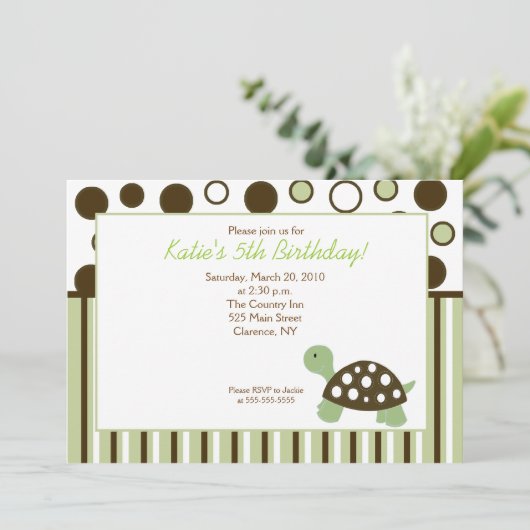 Green Dot Turtle Modern 5x7 Birthday Kaart (Staand voorkant)