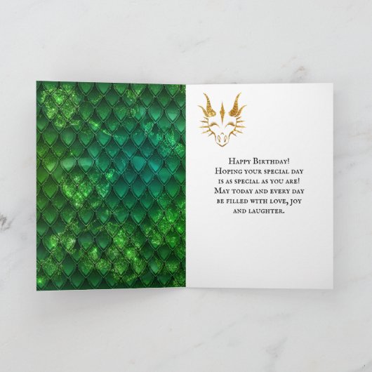Green Dragon Scales Faux Glitter Happy Birthday Kaart (Binnen)
