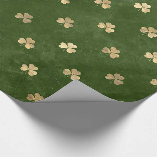 Green Emerald Gold Metallic Shamrock Leaf Clover Cadeaupapier (Hoek)