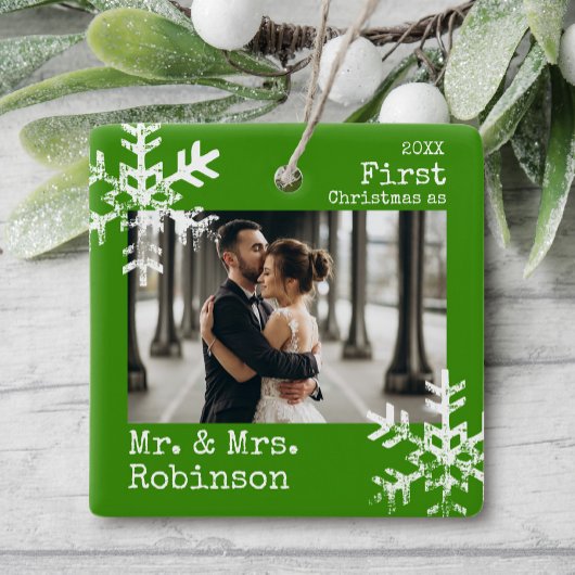 Green First Kerstmis Mr. & Mrs Custom Photo Keramisch Ornament