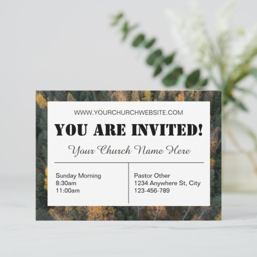 Green Forest Church Invitation Kaart (Staand voorkant)