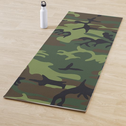 Green Forest Militaire Camo Yogamat (In situ)