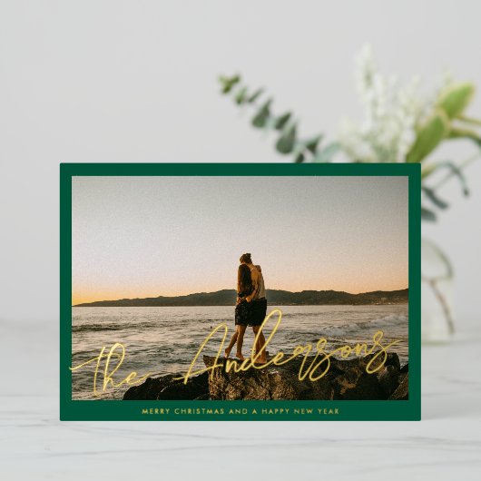 Green Frame Gold Brush Script Photo Christmas Folie Feestdagenkaart (Staand Voorkant)