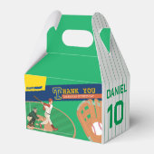 Green Fun Baseball Batter en Catcher Verjaardag Bedankdoosjes (Voorkant Zijde)