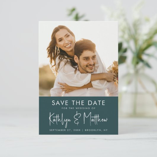 Green Fun Script Modern Photo Minimalist Wedding Save The Date (Staand voorkant)