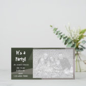 Green Geometric Camouflage Party nodigt fotokaart  (Staand voorkant)