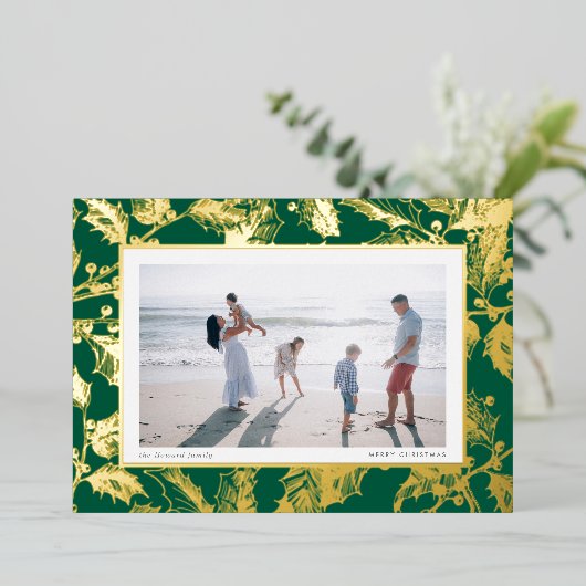Green Gilded Holly Frame Traditional Christmas Folie Feestdagenkaart (Staand Voorkant)