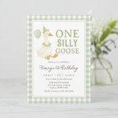 Green Gingham One Silly Goose Birthday Invitation Kaart (Staand voorkant)