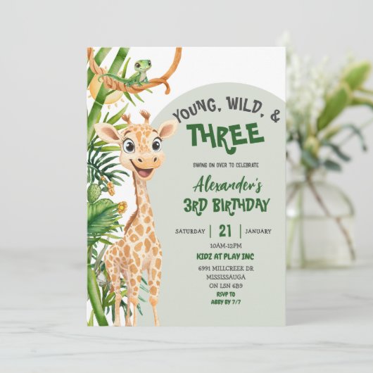 Green Giraffe Young Wild Three Third Birthday Kaart (Staand voorkant)
