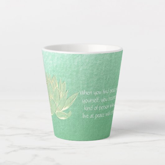 Green Gold Lotus Yoga Studio Meditation Instructor Latte Mok (Voorkant)