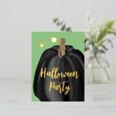 Green Gold Script Pumpkin Halloween Party Folie Uitnodiging Briefkaart (Staand Voorkant)