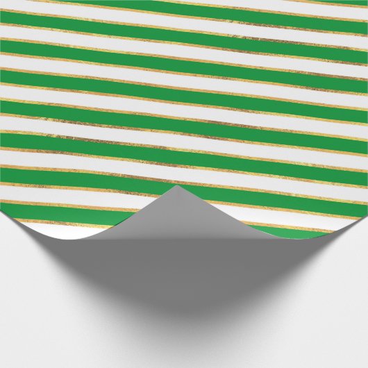 Green Gold White Diagonal Stripe Pattern Cadeaupapier (Hoek)