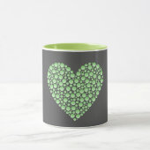 Green Gradient Heart Circles – Dark Grey Minimal Mok (Midden)