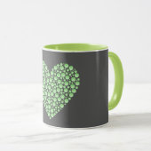 Green Gradient Heart Circles – Dark Grey Minimal Mok (Voorkant rechts)