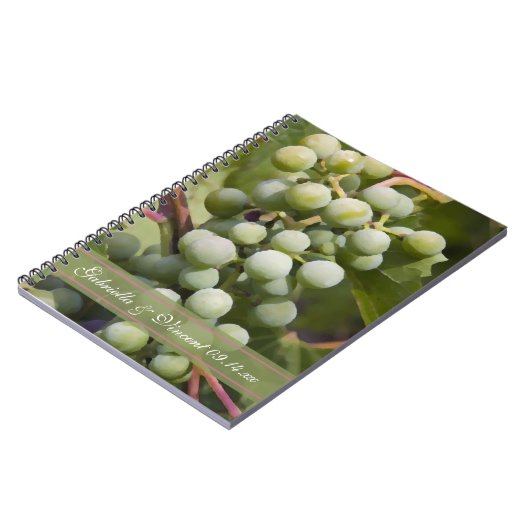 Green Grapes Vineyard Wedding Notitieboek (Linkerzijde)