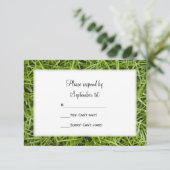Green Grass Backyard Wedding RSVP (Staand voorkant)