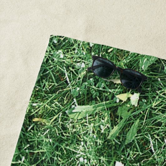 Green Grass Novelty Strandlaken (In situ)
