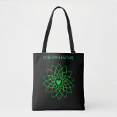 Green Heart Mandala over zwarte Canvas tas (Voorkant)