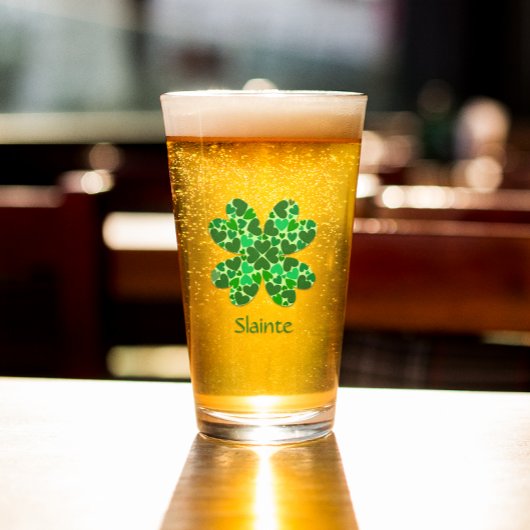 Green Hearts Shamrock gepersonaliseerd Glas