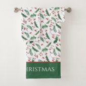 Green Holly en Red Berry Merry kerstpattern Bad Handdoek (Insitu)