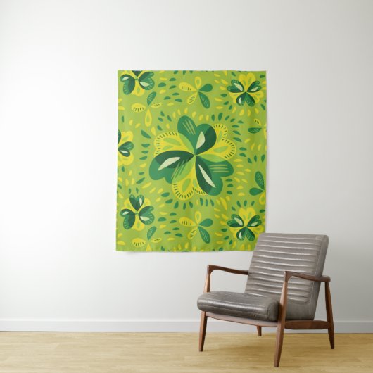 Green Irish Clover Pattern Wandkleed (In situ)
