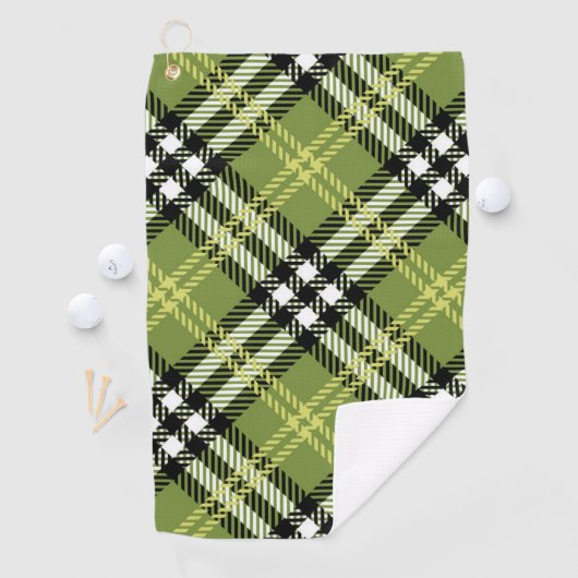 Green Irish Pset Pattern Golfhanddoek (Insitu)