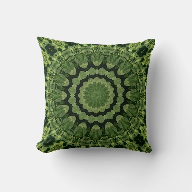 Green Leaves Mandala Kussen (Voorkant)