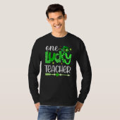 Green Leopard Shamrock One Lucky Teacher St Patric T-shirt (Voorkant volledig)