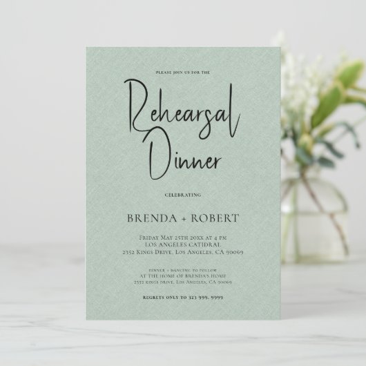 Green linen Simple White Script Rehearsal Dinner Kaart (Staand voorkant)