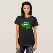 Green Lips Irish Patricks Day Kiss Me Clover Lucky T-shirt (Voorkant volledig)