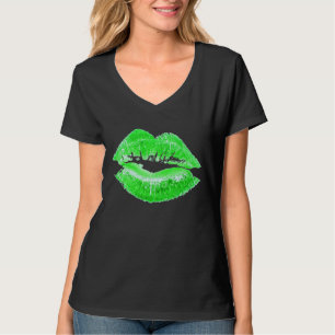 Green Lips Kiss me Ik ben Iers St. Paddy's Day Shi T-shirt