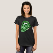 Green Lips Mouth Shamrock Tongue Out Saint Patrick T-shirt (Voorkant volledig)
