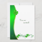 Green Lucky Shamrock Pattern Wedding Invitation Kaart (Achterkant)