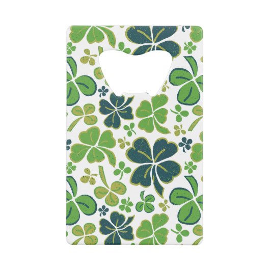 Green Lucky Shamrocks Clover St. Patrick's Day Creditkaart Flessenopener (Voorkant)