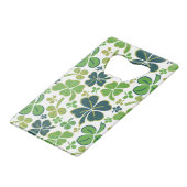 Green Lucky Shamrocks Clover St. Patrick's Day Creditkaart Flessenopener (Achterkant Gekanteld)