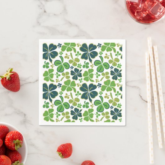 Green Lucky Shamrocks Clover St. Patrick's Day Servet (Insitu)